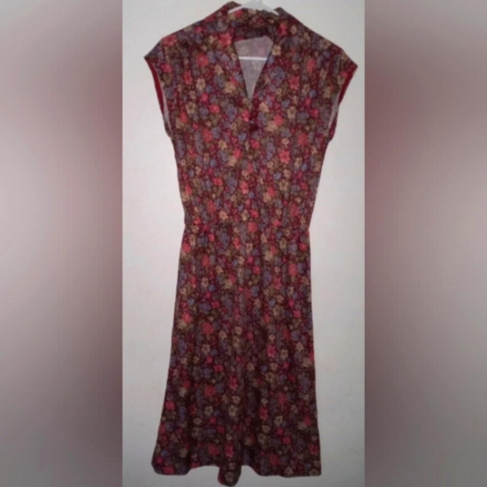 Vintage Ladies Short Sleeve Open V-Neck Multi-Colored Flower Print Dress Size M